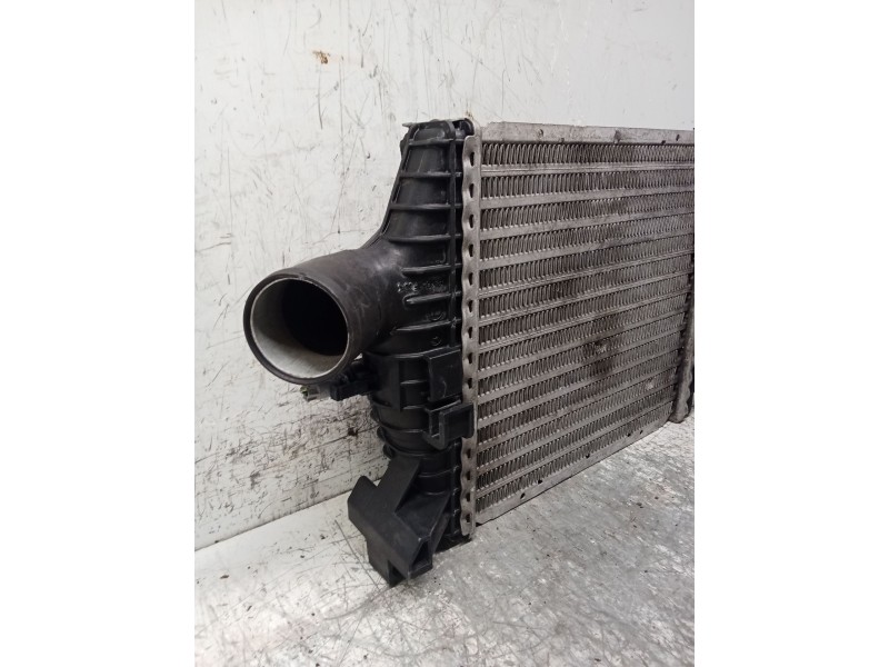 Recambio de intercooler para mercedes-benz clase v (638/2) v 220 cdi (638.294) referencia OEM IAM 160010041F  