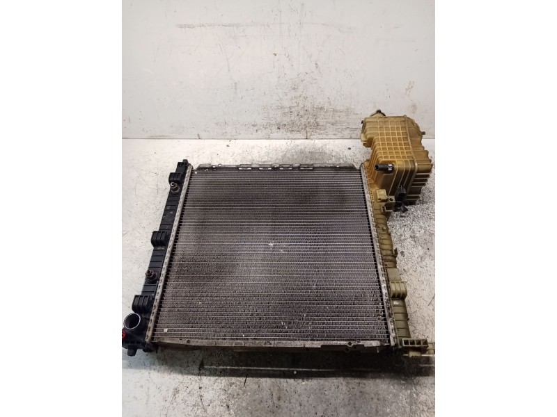 Recambio de radiador agua para mercedes-benz clase v (638/2) v 220 cdi (638.294) referencia OEM IAM   