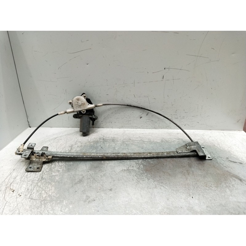 Recambio de elevalunas delantero izquierdo para mercedes-benz clase v (638/2) v 220 cdi (638.294) referencia OEM IAM 0130821667 