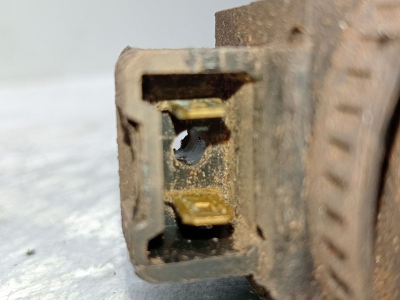 Recambio de elevalunas delantero izquierdo para renault 18 (134_) 2.0 (1343) referencia OEM IAM 4P  