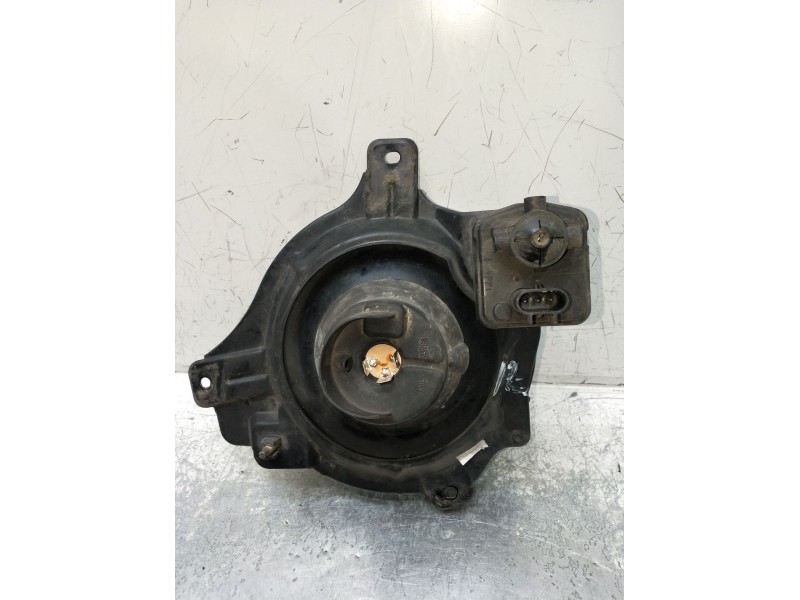 Recambio de faro izquierdo para ssangyong korando (kj) 2.9 td referencia OEM IAM   