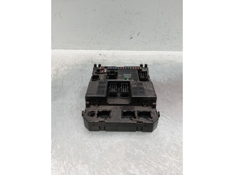 Recambio de caja reles / fusibles para peugeot 307 sw (3h) 2.0 hdi 110 referencia OEM IAM 9636760580f  
