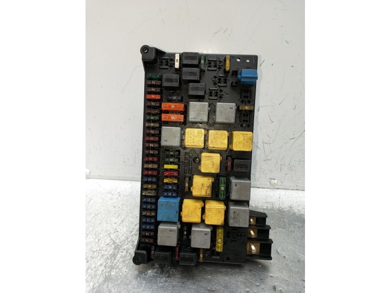 Recambio de caja reles / fusibles para mercedes-benz clase m (w163) ml 270 cdi (163.113) referencia OEM IAM CK646697  