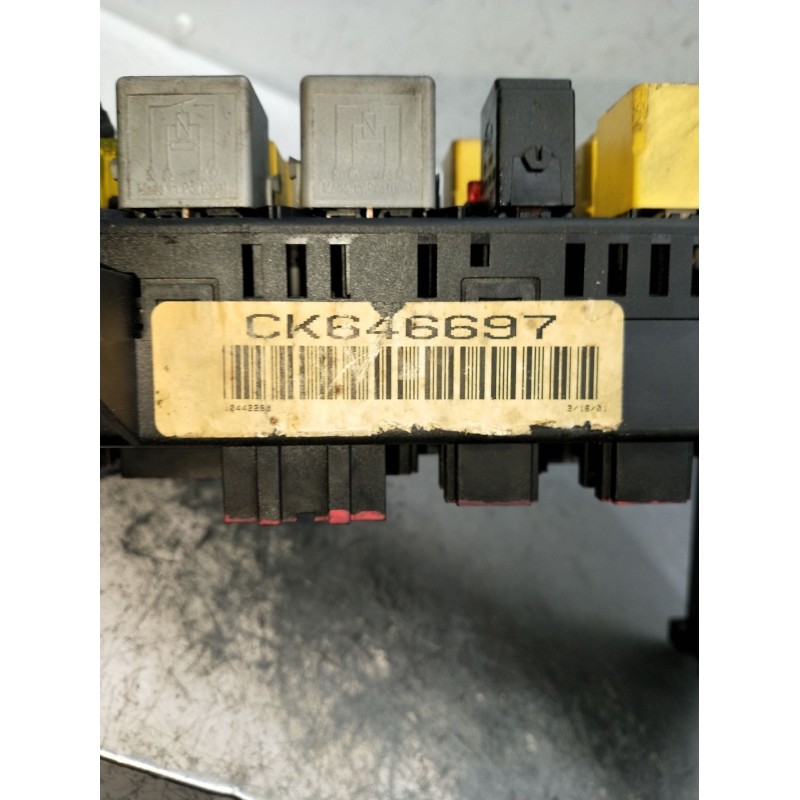 Recambio de caja reles / fusibles para mercedes-benz clase m (w163) ml 270 cdi (163.113) referencia OEM IAM CK646697  