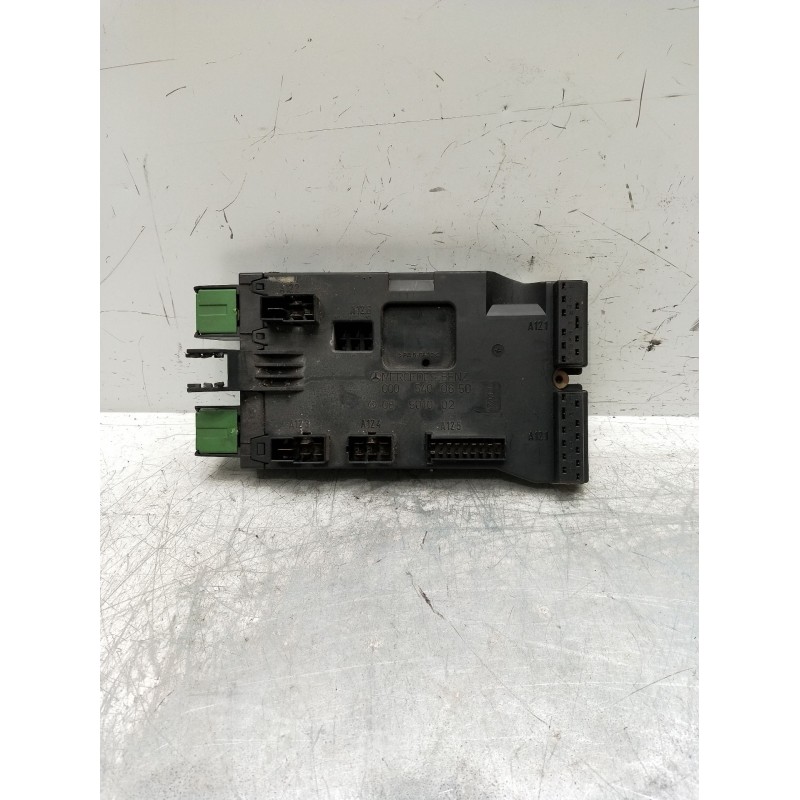 Recambio de caja reles / fusibles para mercedes-benz clase v (638/2) v 220 cdi (638.294) referencia OEM IAM 005400650 08501002 