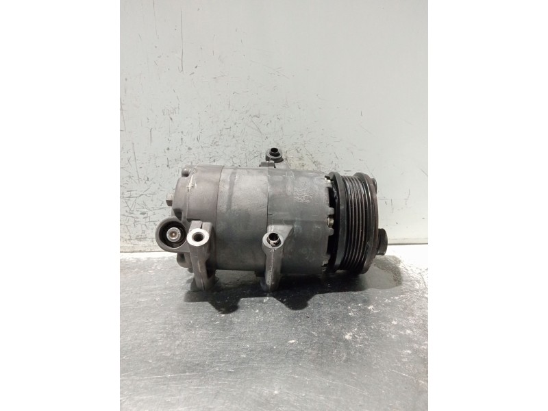 Recambio de compresor aire acondicionado para ford mondeo iv (ba7) 2.0 referencia OEM IAM 6G9119D629DE  