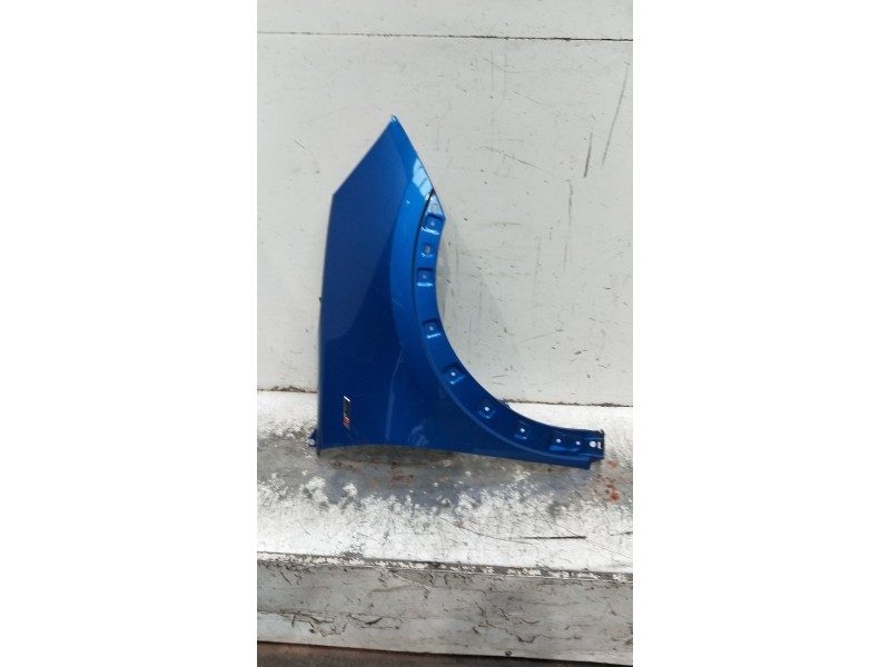 Recambio de aleta delantera derecha para ford puma referencia OEM IAM   