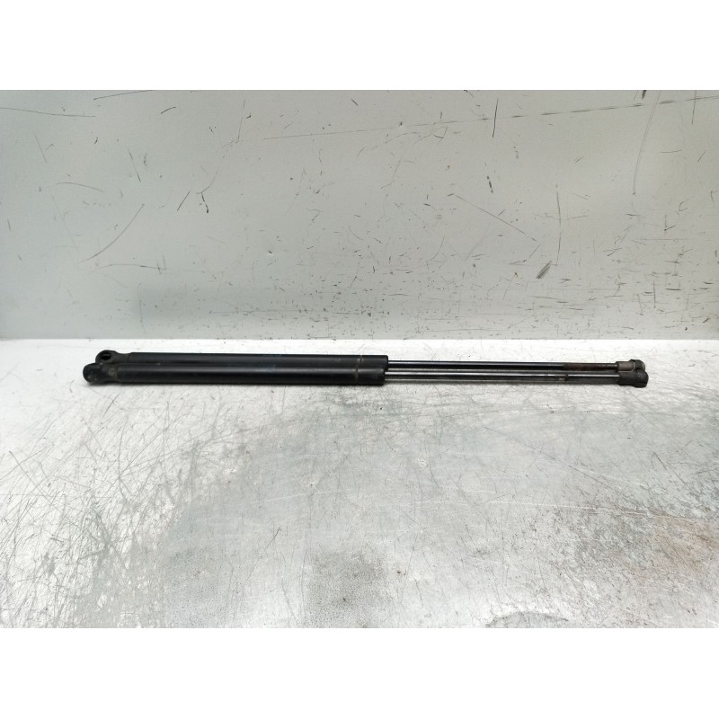 Recambio de amortiguadores maletero / porton para seat ibiza iii (6l1) 1.9 tdi referencia OEM IAM 6L6827550B 8899NR0470N 