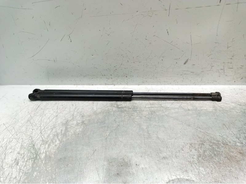 Recambio de amortiguadores maletero / porton para seat ibiza iii (6l1) 1.9 tdi referencia OEM IAM 6L6827550B 8899NR0470N 