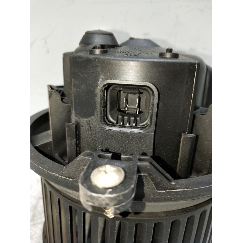 Recambio de motor calefaccion para mercedes-benz clase v (638/2) v 220 cdi (638.294) referencia OEM IAM 651586k  