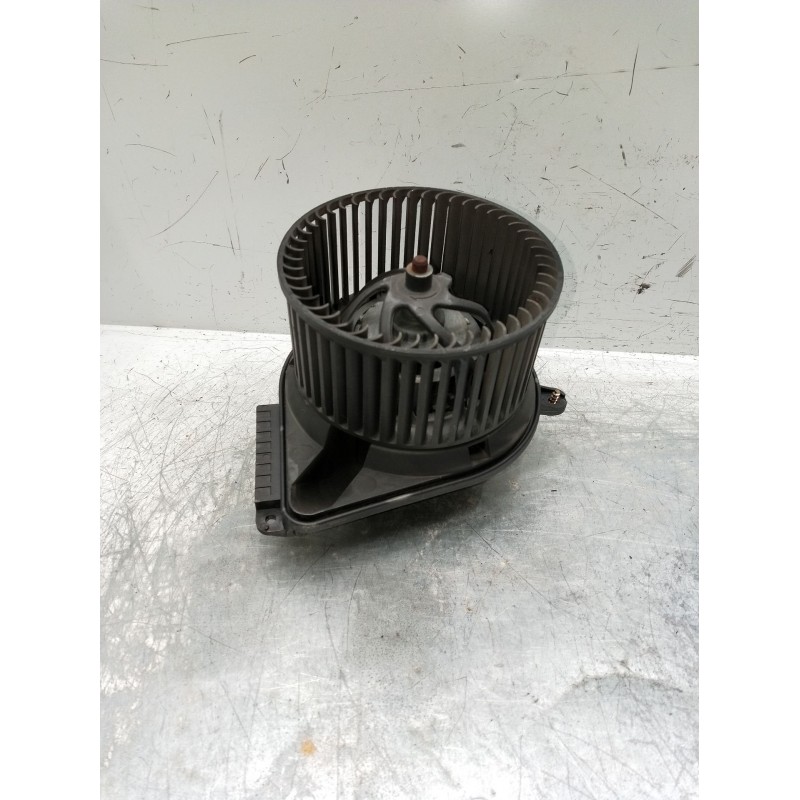 Recambio de motor calefaccion para mercedes-benz clase v (638/2) v 220 cdi (638.294) referencia OEM IAM 651586k  