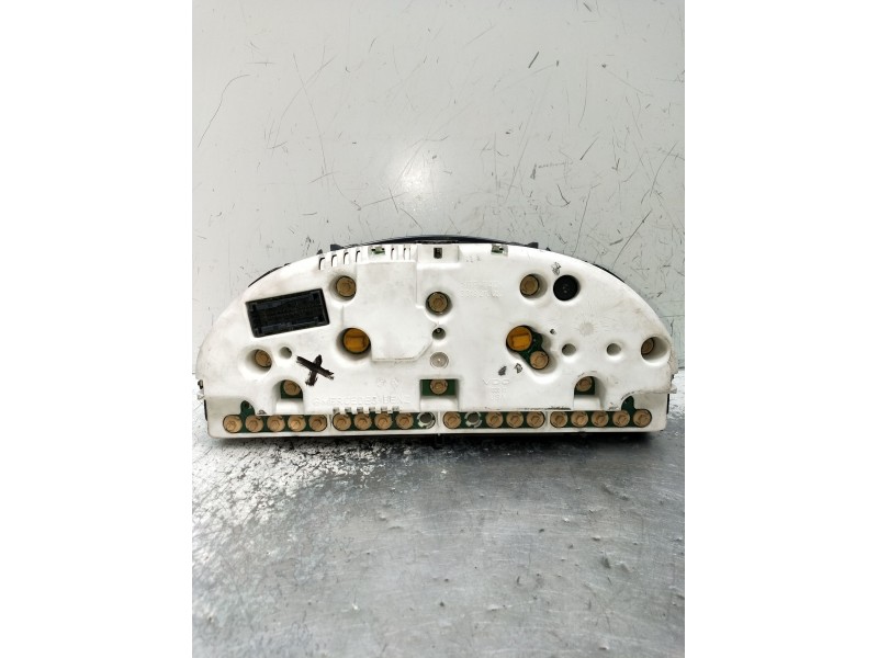 Recambio de cuadro instrumentos para mercedes-benz clase m (w163) ml 270 cdi (163.113) referencia OEM IAM A1635404011  