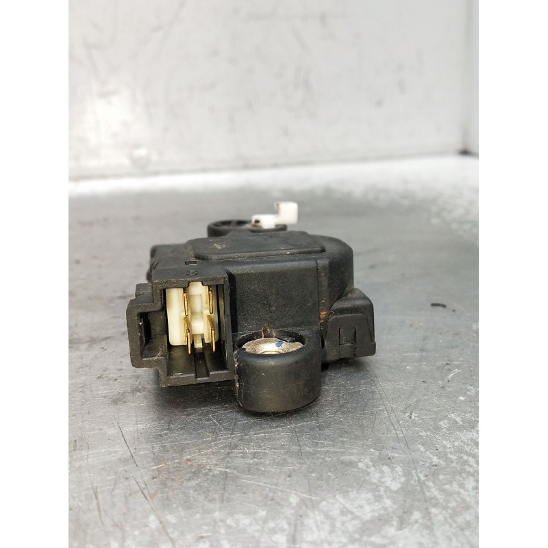 Recambio de motor cierre centralizado delantero izquierdo para ssangyong korando (kj) 2.9 td referencia OEM IAM SIN CERRADURA  