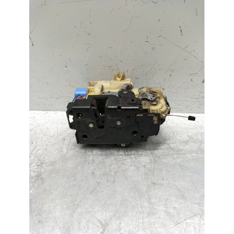 Recambio de motor cierre centralizado trasero derecho para seat ibiza iii (6l1) 1.9 tdi referencia OEM IAM 3B4839016AN 5P 