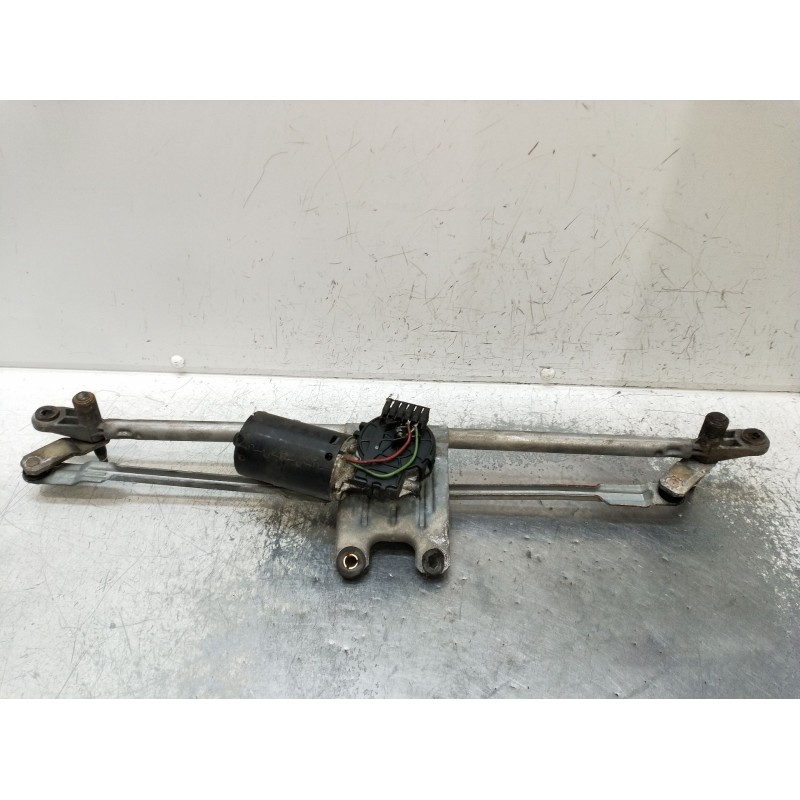 Recambio de motor limpia delantero para mercedes-benz clase m (w163) ml 270 cdi (163.113) referencia OEM IAM 3397020475 16382001