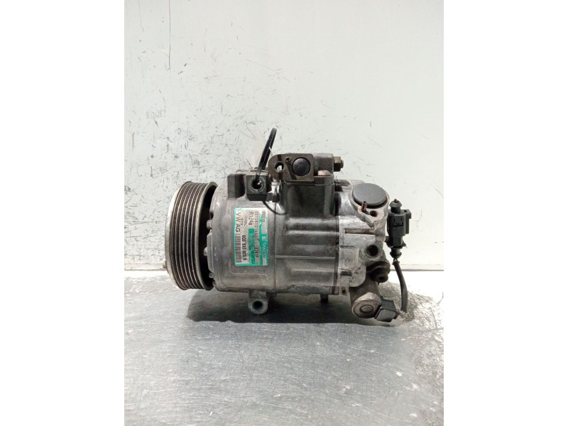 Recambio de compresor aire acondicionado para volkswagen polo iv (9n_, 9a_) 1.4 16v referencia OEM IAM 6Q0820803R  