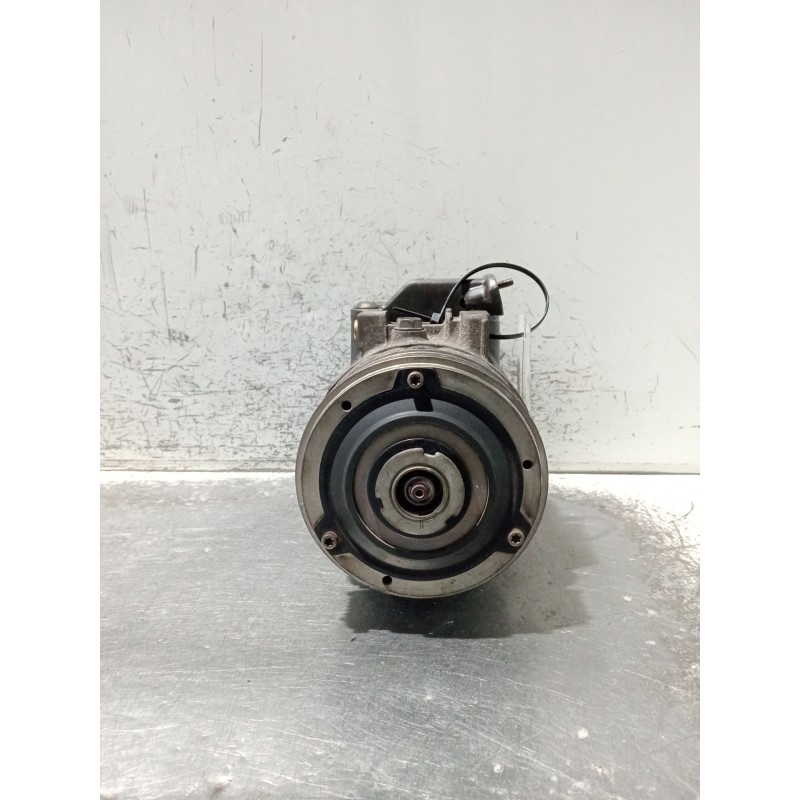 Recambio de compresor aire acondicionado para volkswagen polo iv (9n_, 9a_) 1.4 16v referencia OEM IAM 6Q0820803R  
