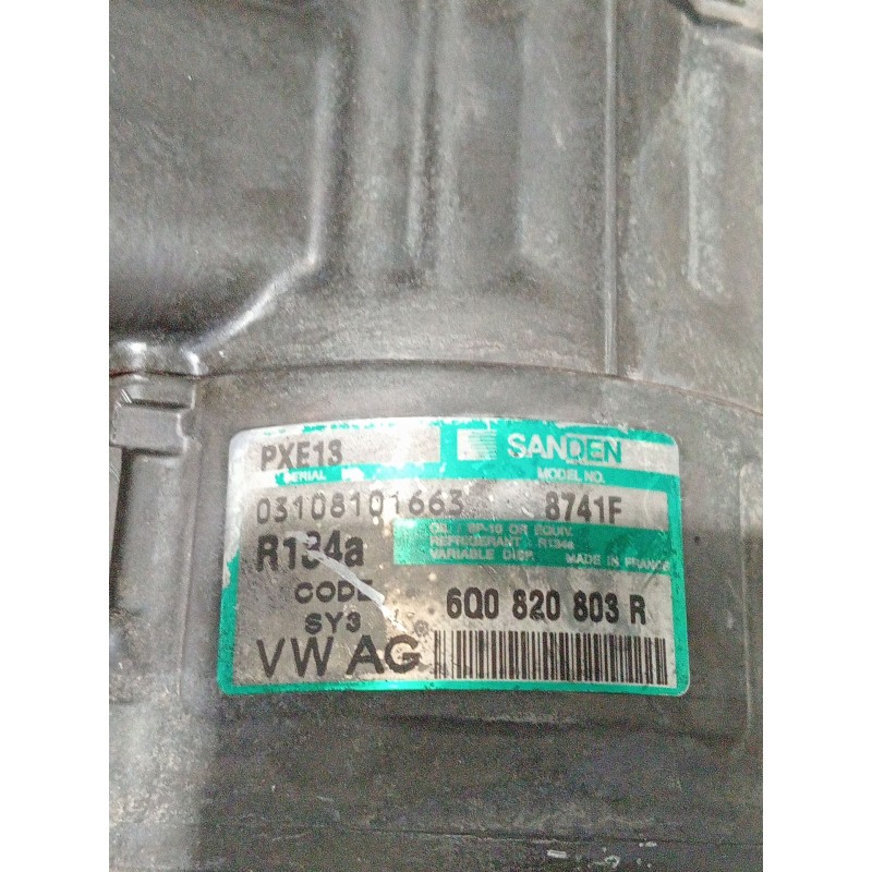 Recambio de compresor aire acondicionado para volkswagen polo iv (9n_, 9a_) 1.4 16v referencia OEM IAM 6Q0820803R  