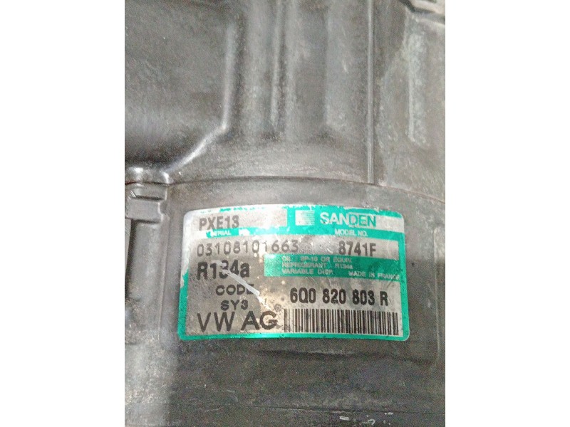 Recambio de compresor aire acondicionado para volkswagen polo iv (9n_, 9a_) 1.4 16v referencia OEM IAM 6Q0820803R  
