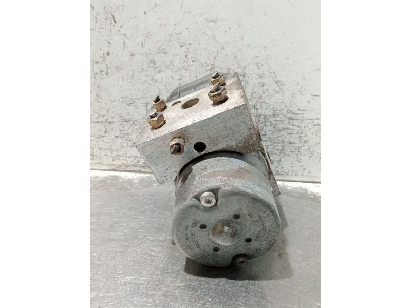 Recambio de abs para ssangyong korando (kj) 2.9 td referencia OEM IAM 0265215520 4891008000 