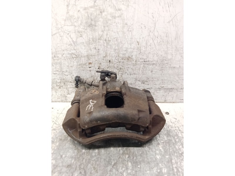 Recambio de pinza freno delantera derecha para mercedes-benz clase v (638/2) v 220 cdi (638.294) referencia OEM IAM   