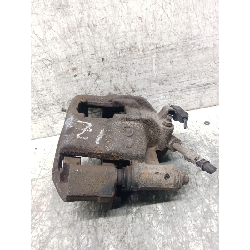 Recambio de pinza freno delantera izquierda para mercedes-benz clase v (638/2) v 220 cdi (638.294) referencia OEM IAM   