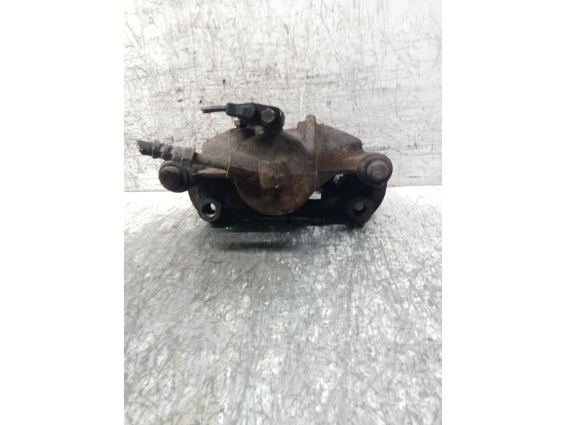 Recambio de pinza freno delantera izquierda para mercedes-benz clase v (638/2) v 220 cdi (638.294) referencia OEM IAM   