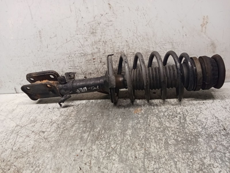 Recambio de amortiguador delantero derecho para mercedes-benz clase v (638/2) v 220 cdi (638.294) referencia OEM IAM A6383201013