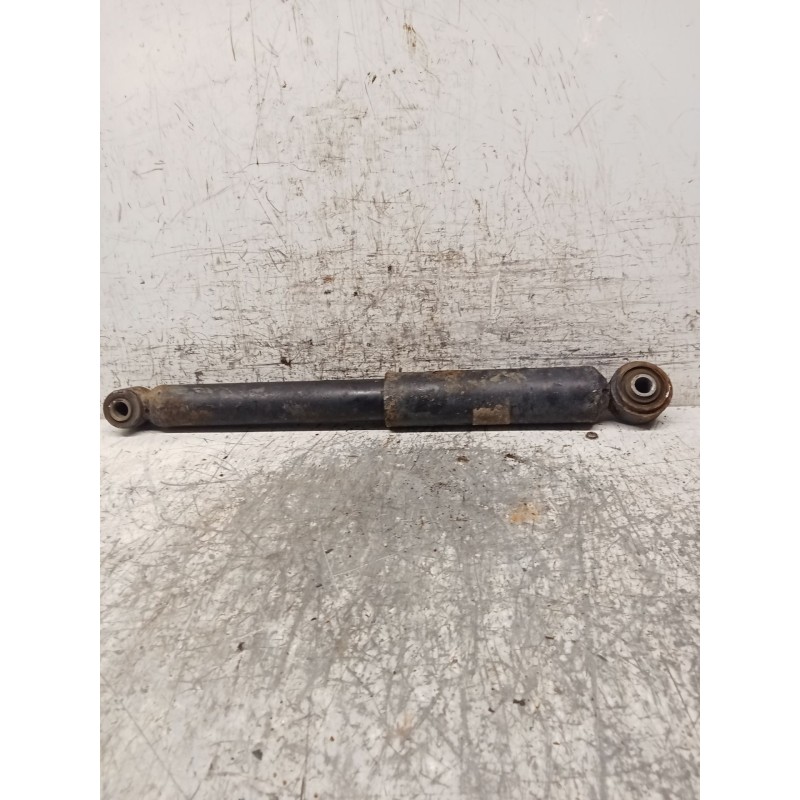 Recambio de amortiguador trasero izquierdo para mercedes-benz clase v (638/2) v 220 cdi (638.294) referencia OEM IAM   