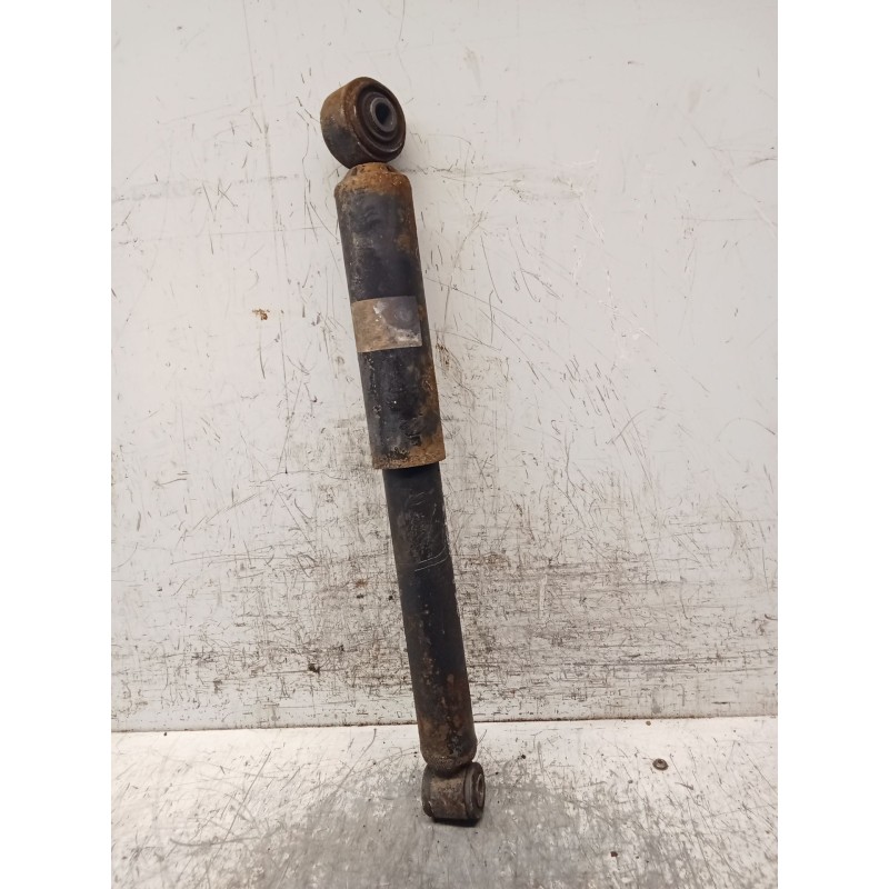 Recambio de amortiguador trasero izquierdo para mercedes-benz clase v (638/2) v 220 cdi (638.294) referencia OEM IAM   