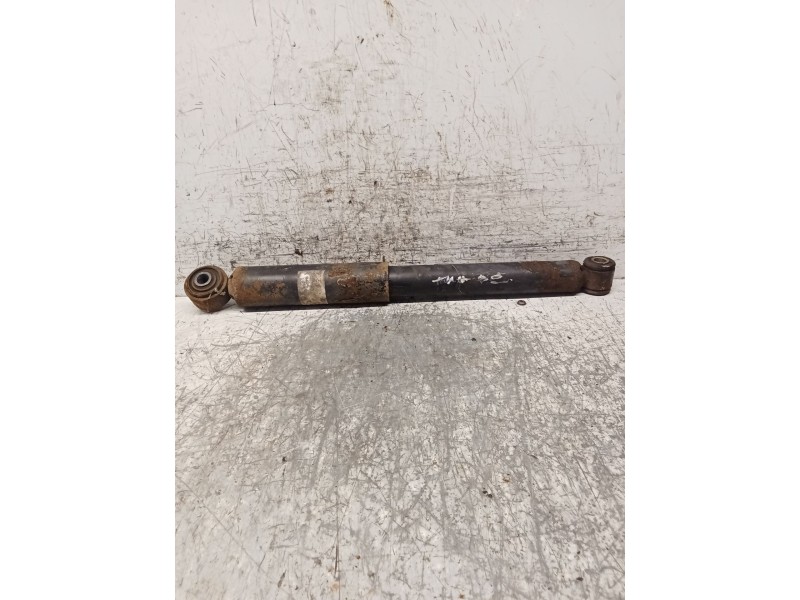 Recambio de amortiguador trasero derecho para mercedes-benz clase v (638/2) v 220 cdi (638.294) referencia OEM IAM   