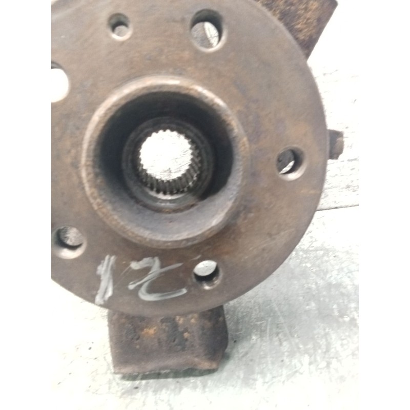 Recambio de mangueta delantera izquierda para mercedes-benz clase v (638/2) v 220 cdi (638.294) referencia OEM IAM   