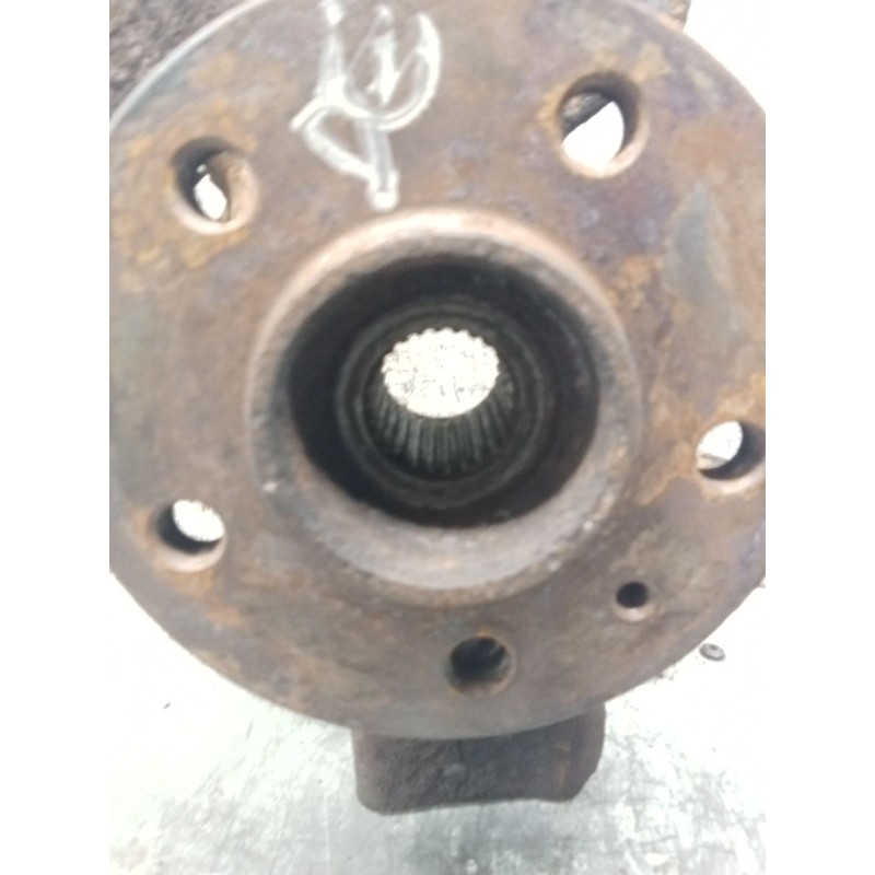 Recambio de mangueta delantera derecha para mercedes-benz clase v (638/2) v 220 cdi (638.294) referencia OEM IAM   