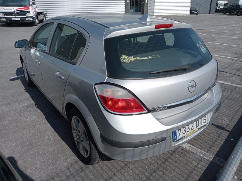 opel astra h (a04) del año 2005