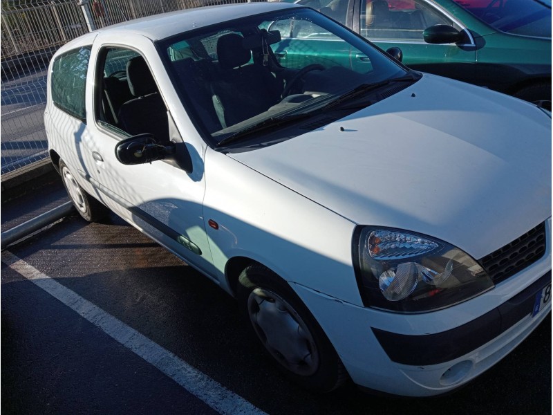 renault clio ii fase ii (b/cb0) del año 2001