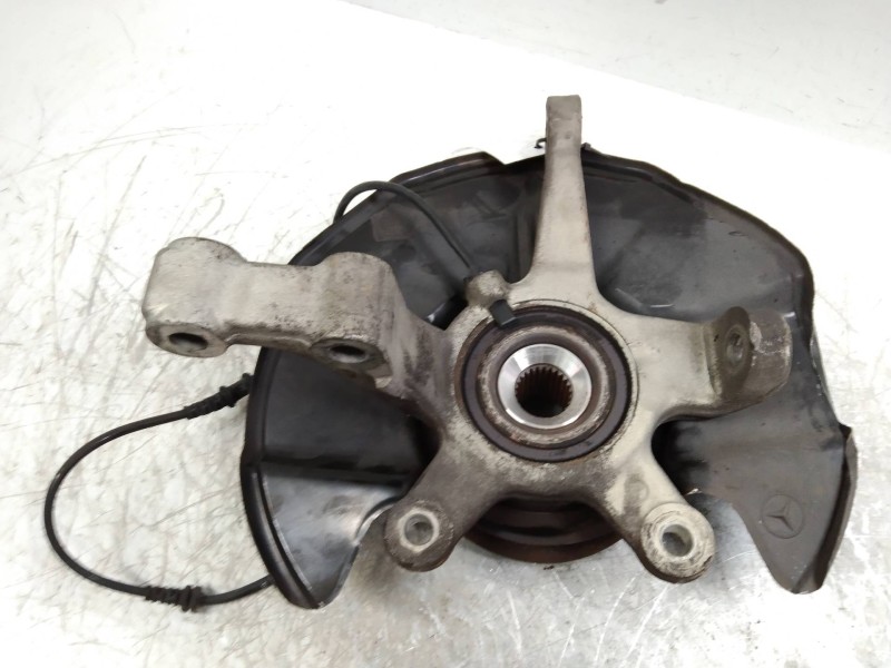 Recambio de mangueta delantera izquierda para mercedes clase a (w169) a 150 (169.331) referencia OEM IAM   