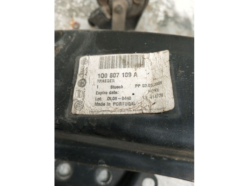 Recambio de refuerzo paragolpes delantero para volkswagen eos (1f7, 1f8) 2.0 fsi referencia OEM IAM 1Q0807109A  