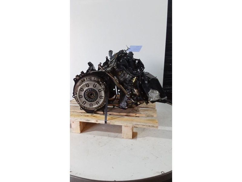 Recambio de motor completo para nissan primera hatchback (p11) 1.6 16v referencia OEM IAM GA16  4525850