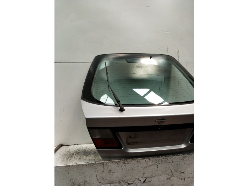 Recambio de porton trasero para nissan primera hatchback (p11) 1.6 16v referencia OEM IAM  5P 