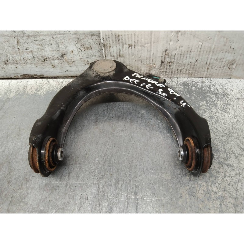 Recambio de brazo suspension superior delantero izquierdo para honda accord coupé (cg2/4) 3.0 v6 (cg2) referencia OEM IAM   