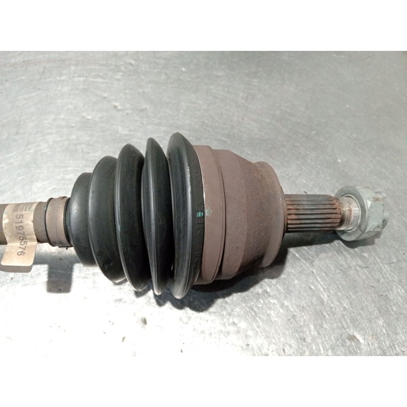 Recambio de transmision delantera derecha para citroën nemo furgoneta/monovolumen (aa_) 1.3 hdi 75 referencia OEM IAM 51975576  