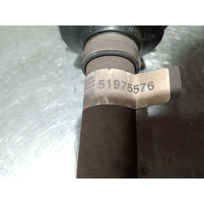 Recambio de transmision delantera derecha para citroën nemo furgoneta/monovolumen (aa_) 1.3 hdi 75 referencia OEM IAM 51975576  