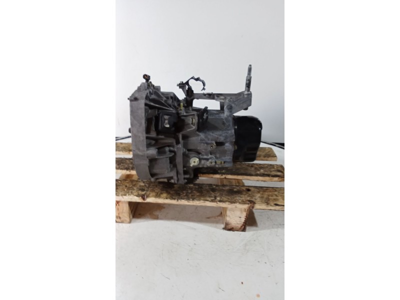 Recambio de caja cambios para renault clio ii (bb_, cb_) 1.2 16v (bb05, bb0w, bb11, bb27, bb2t, bb2u, bb2v, cb05,... referencia 