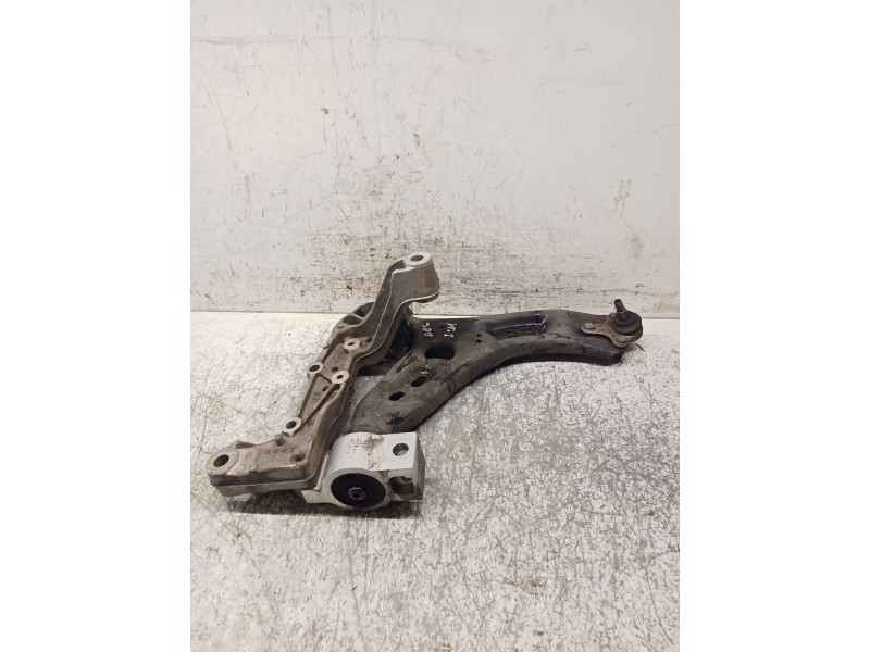 Recambio de brazo suspension inferior delantero derecho para seat altea (5p1) 1.2 tsi referencia OEM IAM 1K0199232K  