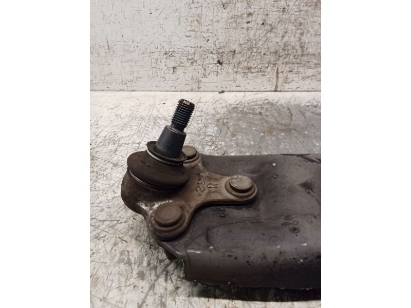 Recambio de brazo suspension inferior delantero derecho para seat altea (5p1) 1.2 tsi referencia OEM IAM 1K0199232K  