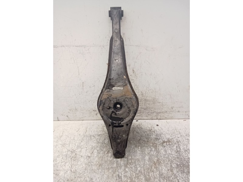 Recambio de brazo suspension inferior trasero derecho para seat altea (5p1) 1.2 tsi referencia OEM IAM   
