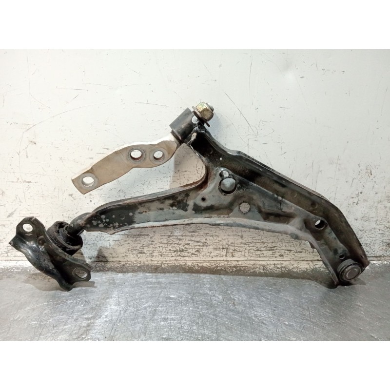 Recambio de brazo suspension inferior delantero izquierdo para nissan primera hatchback (p11) 1.6 16v referencia OEM IAM   