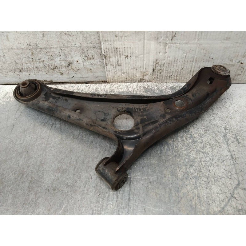 Recambio de brazo suspension inferior delantero derecho para toyota yaris (ncp1/nlp1/scp1) 1.4 d-4d linea luna referencia OEM IA