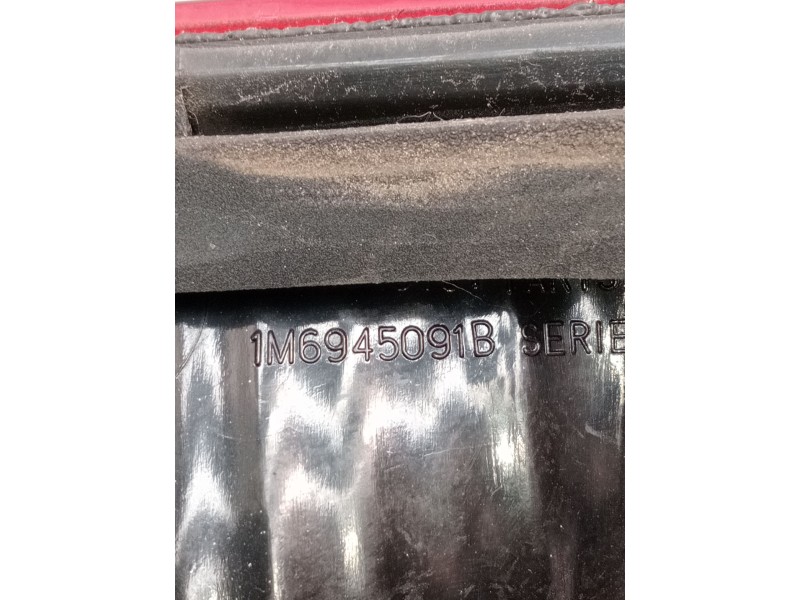 Recambio de piloto trasero izquierdo interior para seat leon (1m1) 1.9 tdi referencia OEM IAM 1m6945091b  