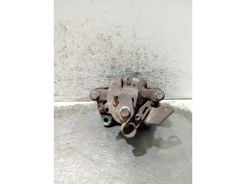 Recambio de pinza freno trasera derecha para opel astra h (a04) 1.6 (l48) referencia OEM IAM   